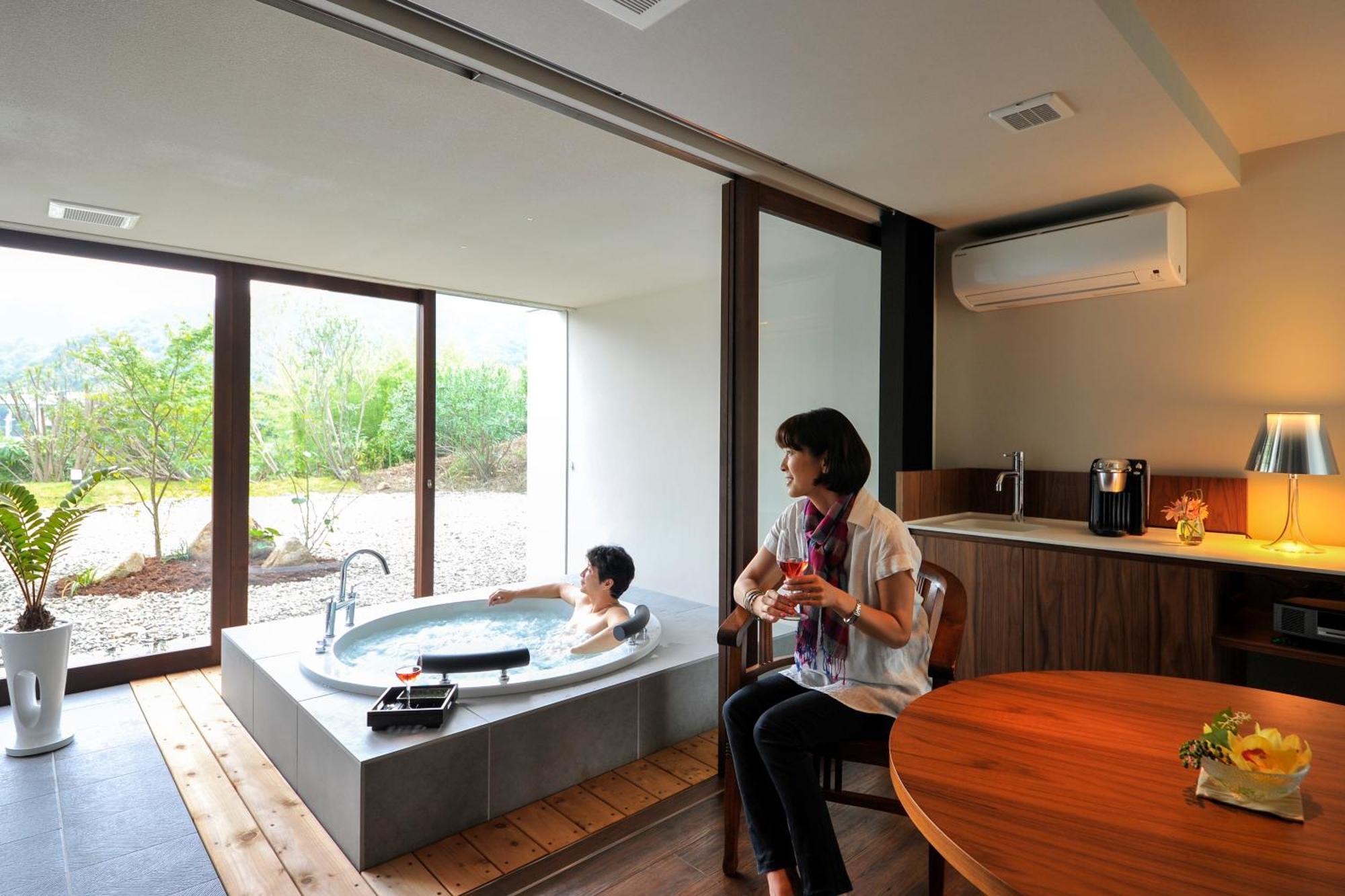Resort Hotel Moana Coast Naruto  Zimmer foto